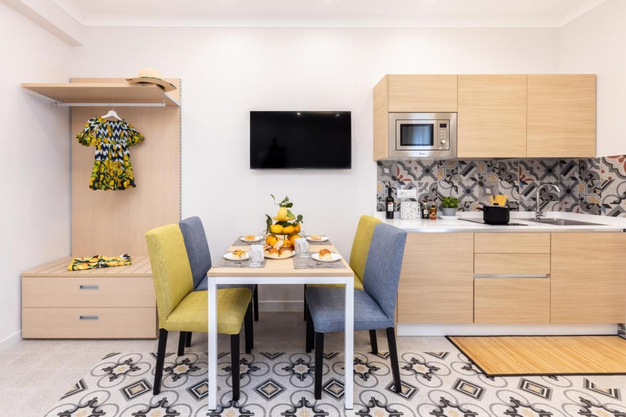 Maison Marie Deluxe Apartment Sorrento Bagian luar foto