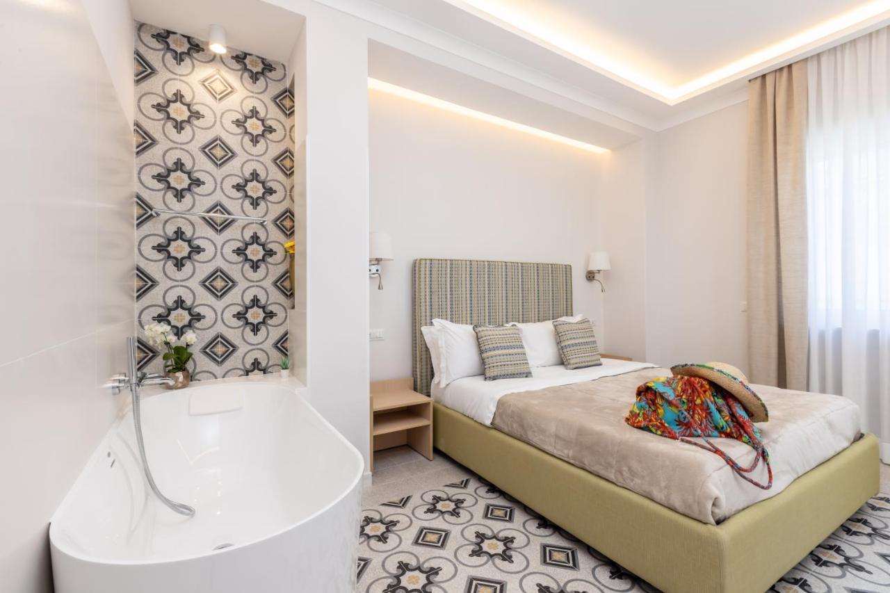 Maison Marie Deluxe Apartment Sorrento Bagian luar foto