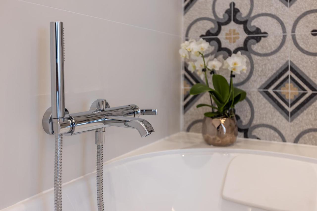 Maison Marie Deluxe Apartment Sorrento Bagian luar foto